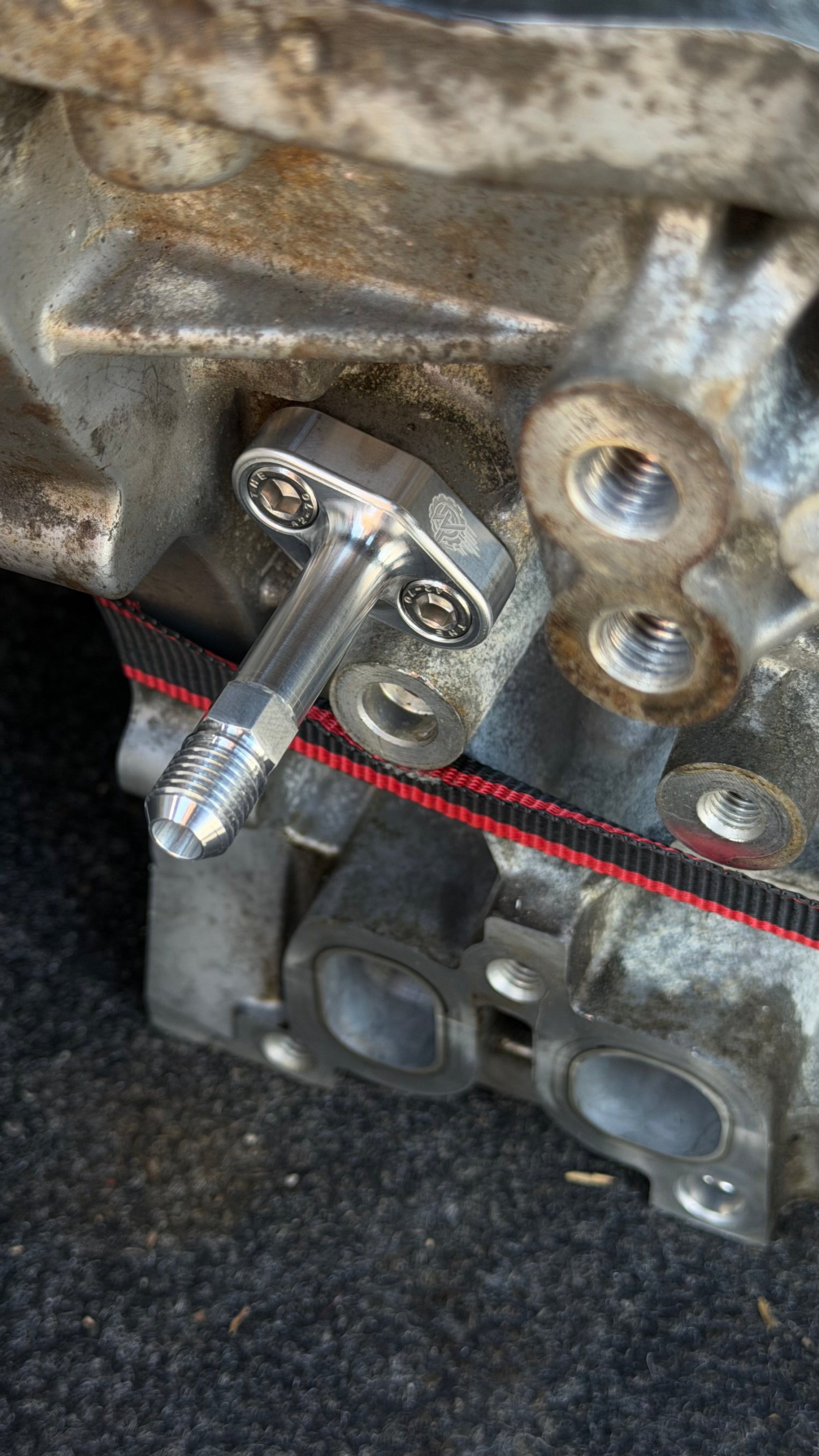 Turbo Oil Feed Flange G4KH & G4FJ